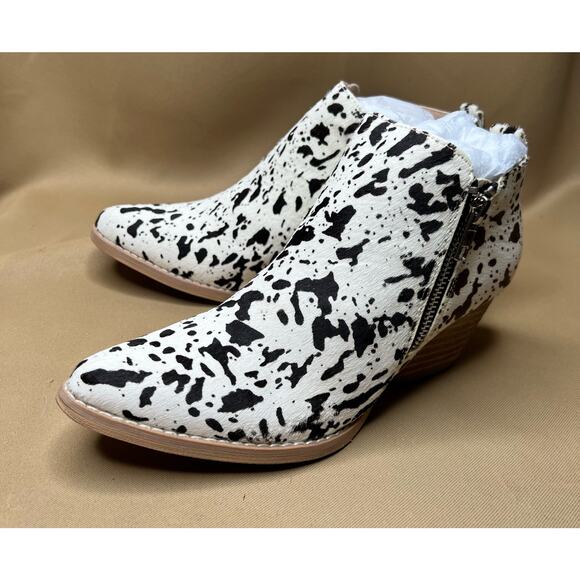 Very Volatile Chocolate Chip Gracemont Pony Hair Booties 6 M New - Picture 1 of 7